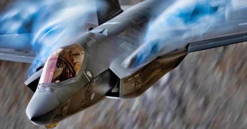 Літак F-35 Lightning: чому цей винищувач вважається безсмертним у небі.